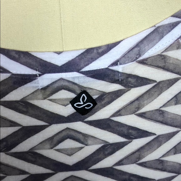 Prana Women’s Tee Shirt - Size Small - Picture 4 of 8